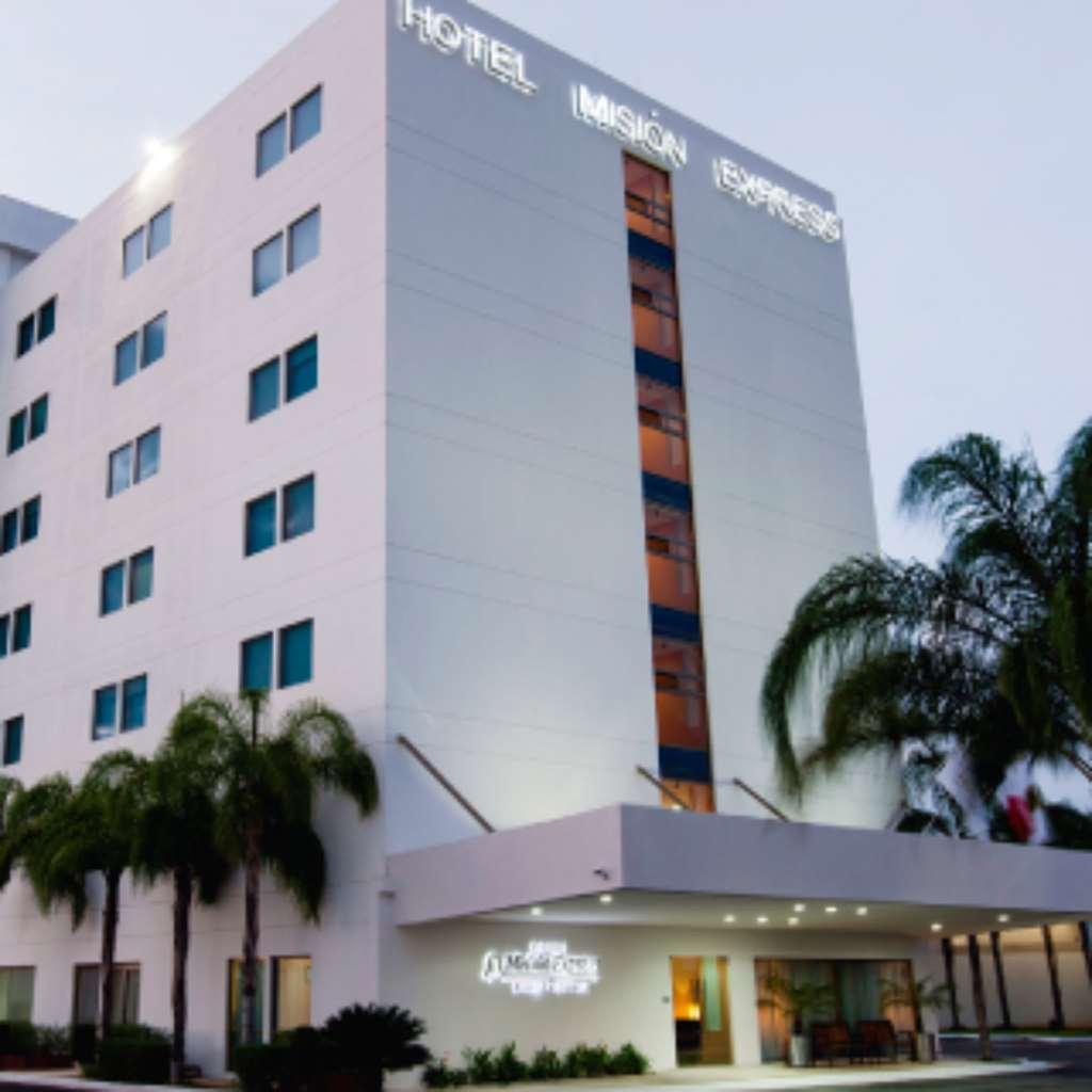 Mision Express Merida Altabrisa Exterior foto